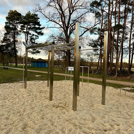 Apartment Moderne Wohlfuehloase In Seenaehe Am Tankumsee Mit Terrasse, Outdoorkueche, Kamin, Homeoffice Bereich Und Voll Ausgestatteter Kueche Im Naherholungsgebiet