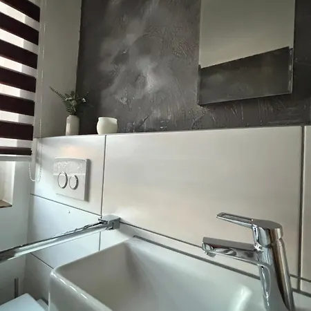 Wood&stone - Modernes Haus In Seenaehe Am Tankumsee Mit Terrasse, Outdoorkueche, Kamin, Homeoffice Bereich & Voll Ausgestatteter Kueche Im Naherholungsgebiet