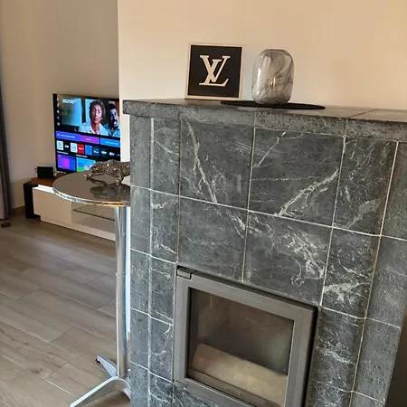 Apartment Wood&stone - Modernes Haus In Seenähe Am Tankumsee Mit Terrasse, Outdoorküche, Kamin, Homeoffice Bereich&voll Ausgestatteter Küche Im Naherholungsgebiet *