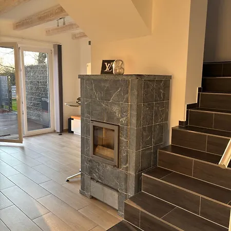 Apartman Wood&stone - Modernes Haus In Seenaehe Am Tankumsee Mit Terrasse, Outdoorkueche, Kamin, Homeoffice Bereich & Voll Ausgestatteter Kueche Im Naherholungsgebiet *