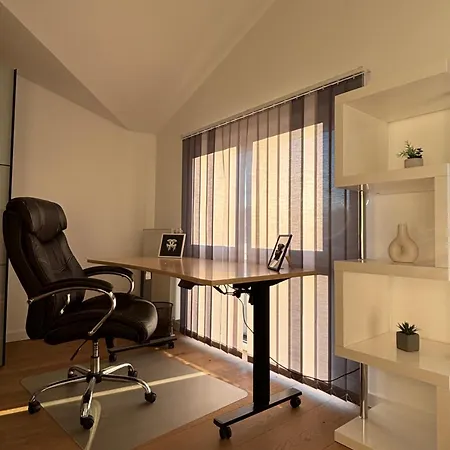Wood&stone - Modernes Haus In Seenaehe Am Tankumsee Mit Terrasse, Outdoorkueche, Kamin, Homeoffice Bereich & Voll Ausgestatteter Kueche Im Naherholungsgebiet Apartman Isenbüttel