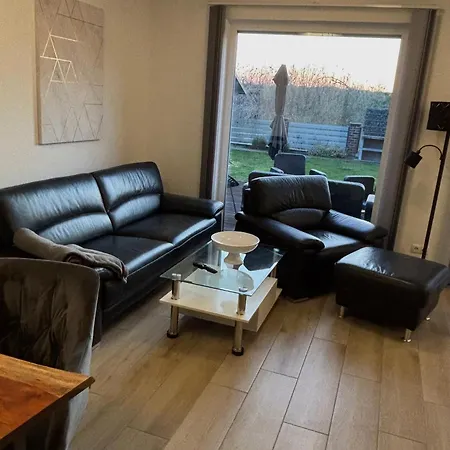 Lägenhet Wood&stone - Modernes Haus In Seenaehe Am Tankumsee Mit Terrasse, Outdoorkueche, Kamin, Homeoffice Bereich & Voll Ausgestatteter Kueche Im Naherholungsgebiet *