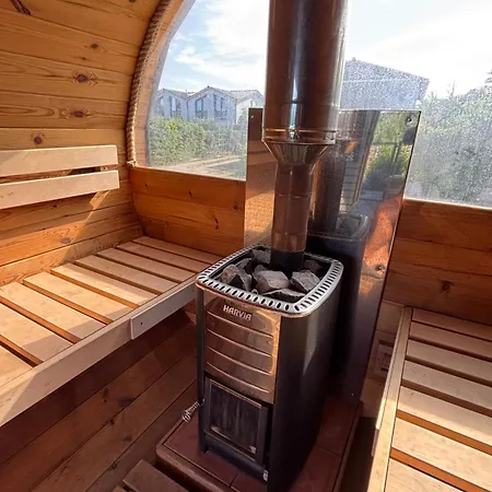 Wood&stone - Modernes Haus In Seenaehe Am Tankumsee Mit Terrasse, Outdoorkueche, Kamin, Homeoffice Bereich & Voll Ausgestatteter Kueche Im Naherholungsgebiet *