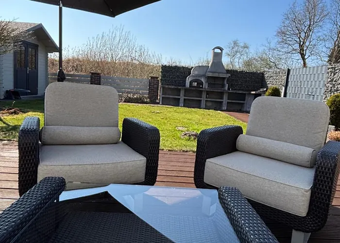 Wood&stone - Modernes Haus In Seenaehe Am Tankumsee Mit Terrasse, Outdoorkueche, Kamin, Homeoffice Bereich & Voll Ausgestatteter Kueche Im Naherholungsgebiet
