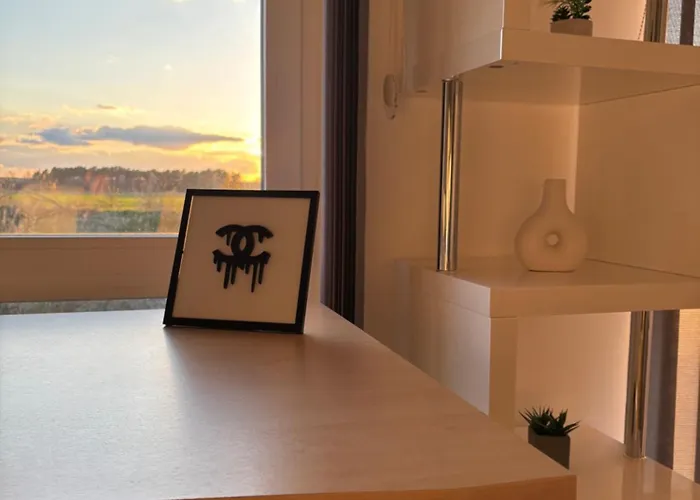Wood&stone - Modernes Haus In Seenaehe Am Tankumsee Mit Terrasse, Outdoorkueche, Kamin, Homeoffice Bereich & Voll Ausgestatteter Kueche Im Naherholungsgebiet Isenbüttel