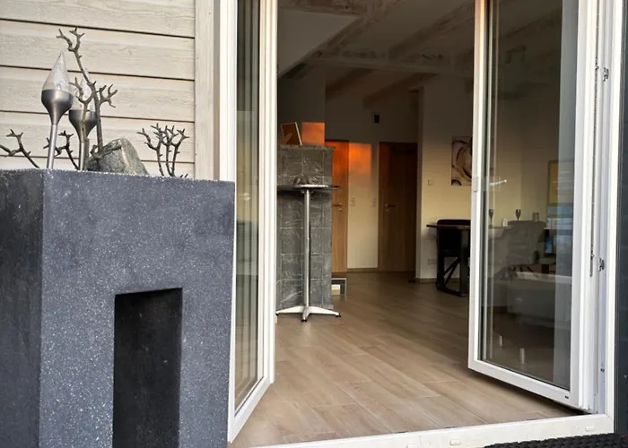 Wood&stone - Modernes Haus In Seenaehe Am Tankumsee Mit Terrasse, Outdoorkueche, Kamin, Homeoffice Bereich & Voll Ausgestatteter Kueche Im Naherholungsgebiet