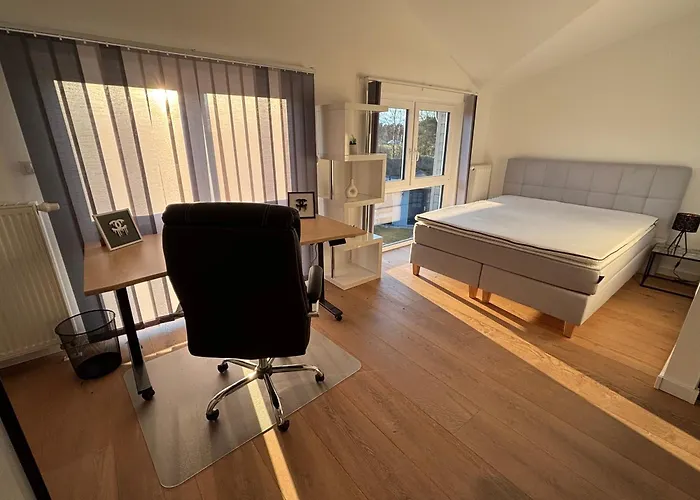 Apartamento Wood&stone - Modernes Haus In Seenaehe Am Tankumsee Mit Terrasse, Outdoorkueche, Kamin, Homeoffice Bereich & Voll Ausgestatteter Kueche Im Naherholungsgebiet *