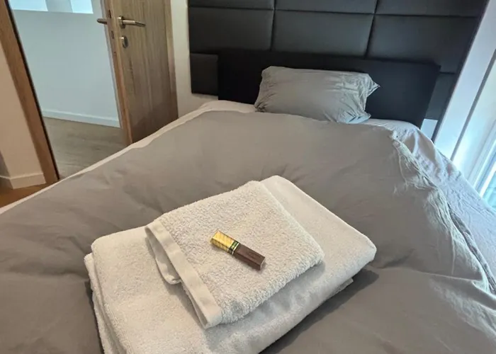 Wood&stone - Modernes Haus In Seenaehe Am Tankumsee Mit Terrasse, Outdoorkueche, Kamin, Homeoffice Bereich & Voll Ausgestatteter Kueche Im Naherholungsgebiet *